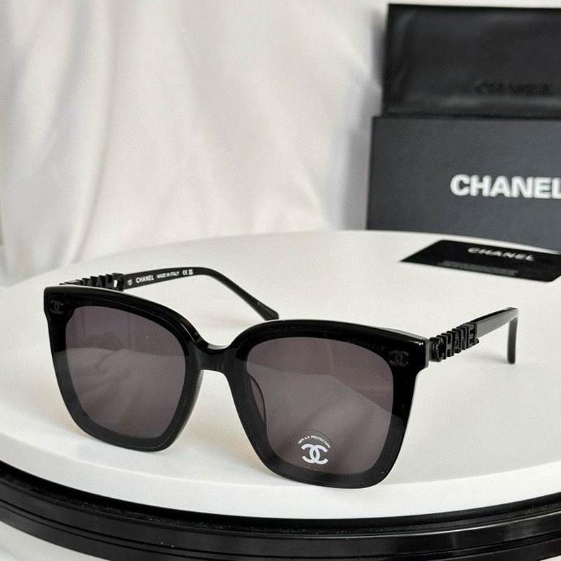 Chanel Sunglasses 658